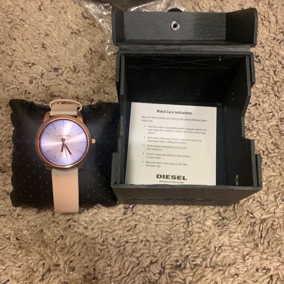 Diesel | Accessories | Brand New Diesel Watch With Extra  display picture 3